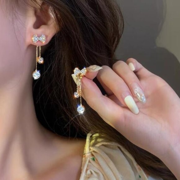 earring - Picture 2 of 3